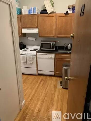 Main picture of 115 Salem St