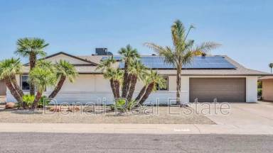 Main picture of 18003 N 135th Dr
