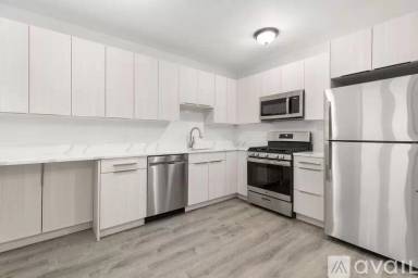 Main picture of 7736-42 N Ashland Ave & 1609-11 W Juneway Ter