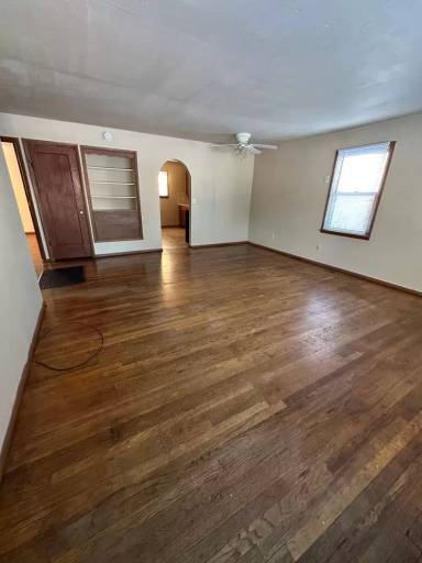 Main picture of 513 N Hickory St
