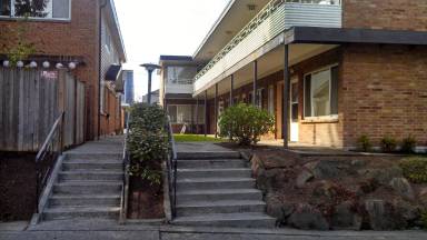 Main picture of 1817 6th Ave W
