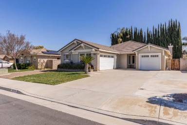 Main picture of 36956 Red Oak St