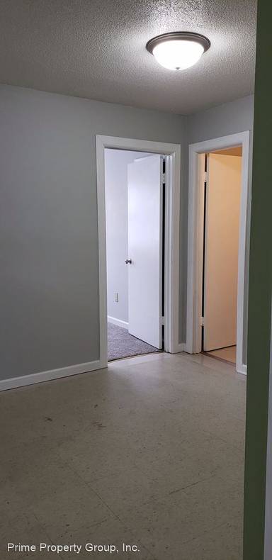Main picture of 705 Hollycrest Dr