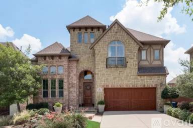 Main picture of 814 Calcot Dr