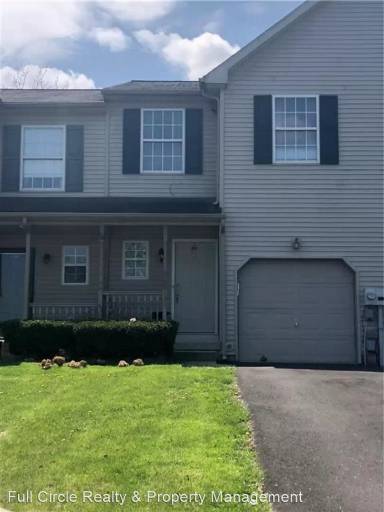 Main picture of 134 Cedar St