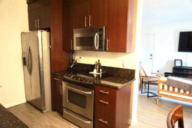 Main picture of 4820 68th St