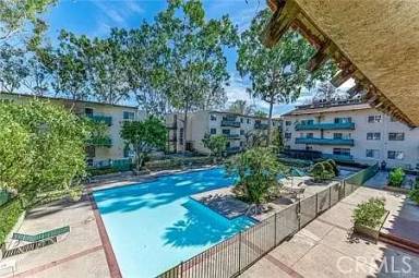 Main picture of 5460 White Oak Ave Apartments
