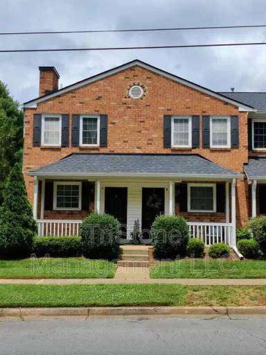 Main picture of 1210 Green Oaks Lane