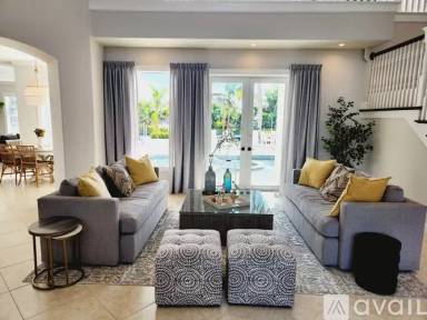 Main picture of 524 Outrigger Ln