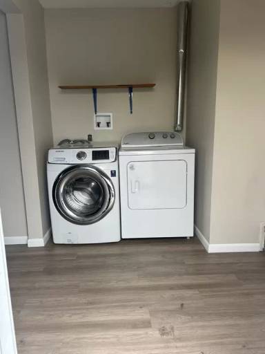 Main picture of 2831 3rd Ave SE