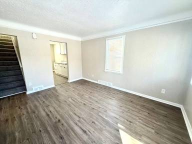 Main picture of 17224 Waveney St