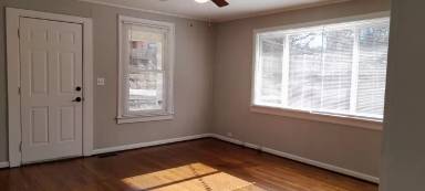 Main picture of 3207 Easton Ave