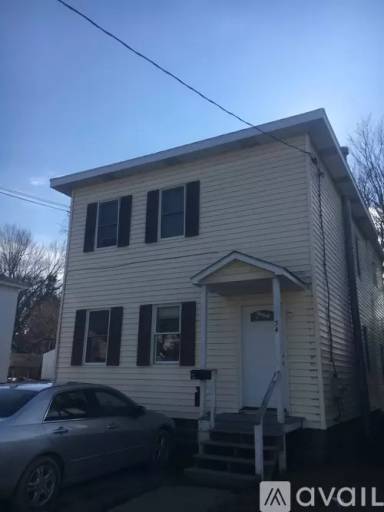 Main picture of 34 W 3rd St
