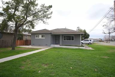 Main picture of 1005 S St