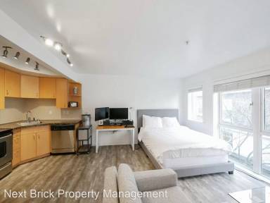Main picture of 103 Bellevue Ave E
