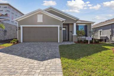 Main picture of 9092 Udina Way