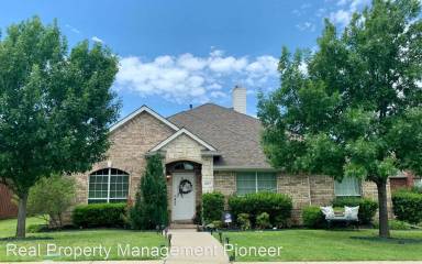 Main picture of 9357 Prestwick Dr