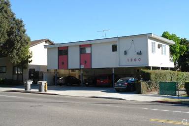 Main picture of 1300 E Broadway