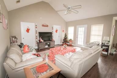 Main picture of 105 Tuscany Trl