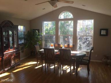 Main picture of 1636 English Dr