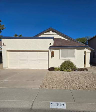 Main picture of 534 E Rimrock Dr