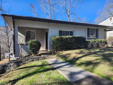 Main picture of 4911 Sunnyside Ave