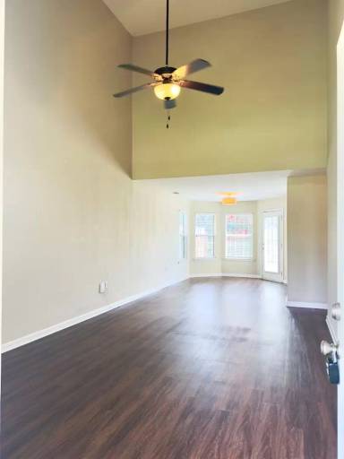 Main picture of 138 Hamilton Dr