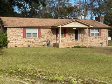 Main picture of 7504 Pine Meadows Loop