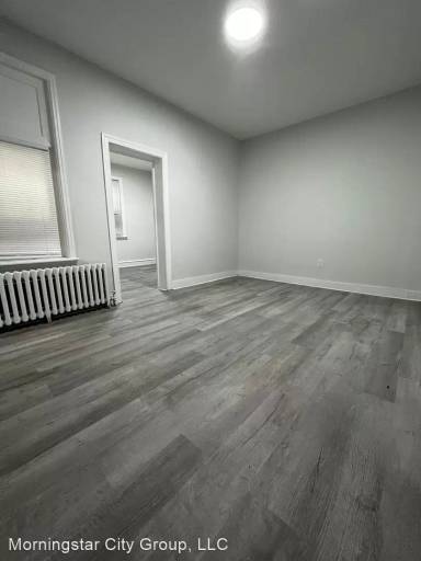 Main picture of 212-14 W 7th St
