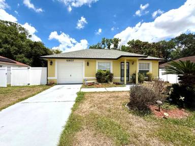 Main picture of 6807 Kingston Dr