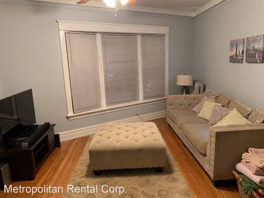 Main picture of 2918 N Clark St