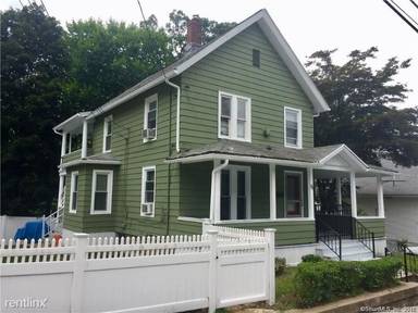 Main picture of 52 Piedmont St