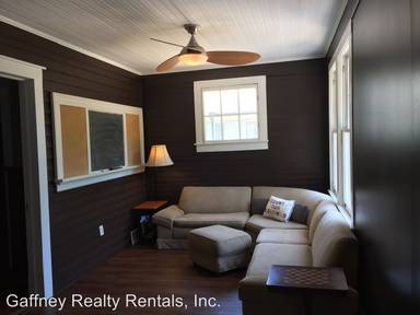 Main picture of 101 Thompson St