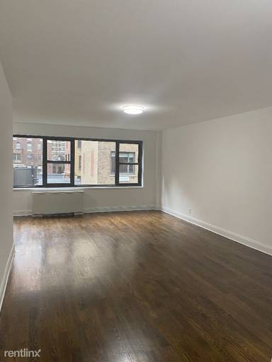 Main picture of Sutton Town House