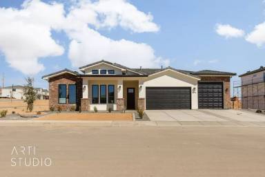 Main picture of 2905 E Beartrap Canyon Dr