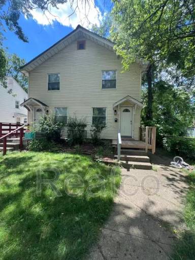 Main picture of 693 N Dawson Ave