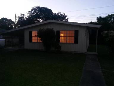 Main picture of 3756 Ridgemont Dr