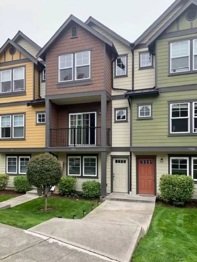 Main picture of 7124 Shinkle Pl SW
