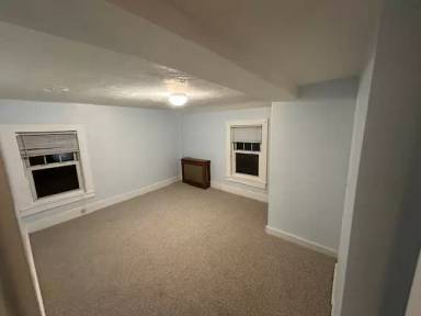 Main picture of 339 South St