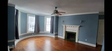 Main picture of 95 Summer St