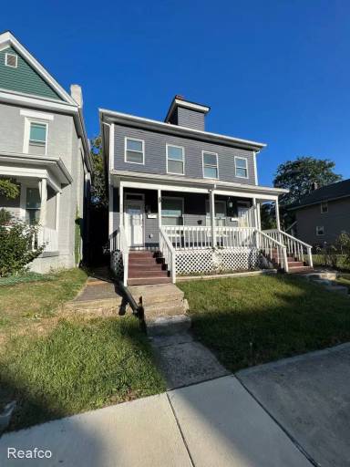 Main picture of 896 Ellsworth Ave
