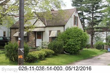 Main picture of 999 Averill Ave