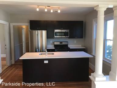 Main picture of 1012 Narragansett Blvd