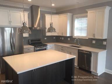 Main picture of 1241 W Oakdale Ave