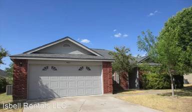 Main picture of 901 James Loop