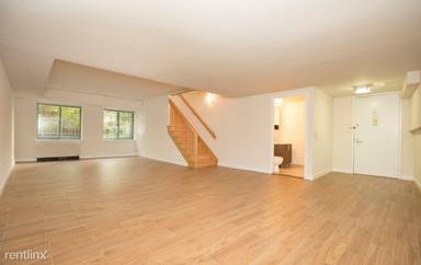 Main picture of 100 Jane St Apartments