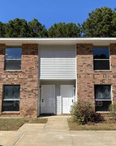 Main picture of 1 Butler Dr