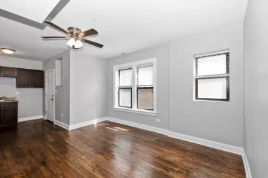 Main picture of 7119 S East End Ave