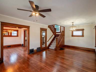 Main picture of 1717 7th Ave SE