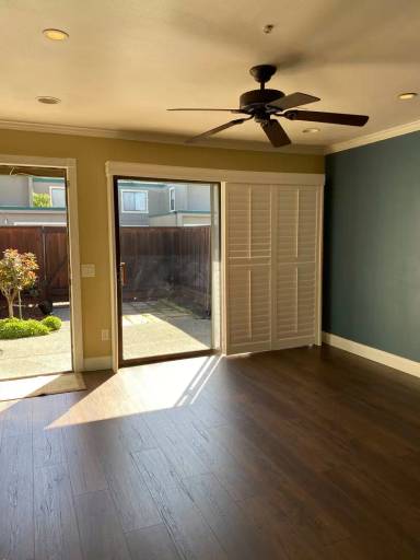 Main picture of 977 Santa Cruz Way